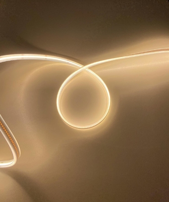 Diodo emissor de luz impermeável da extrusão DC24V do silicone da luz de tira IP65