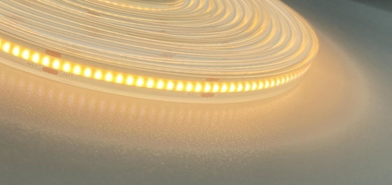 O silicone impermeável da luz de tira do diodo emissor de luz do PONTO da ESPIGA IP65 Sleeved